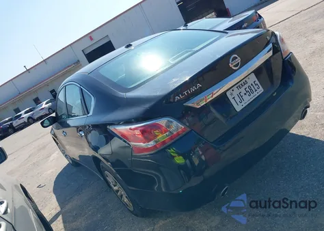 2015 Nissan Altima 2.5/2.5 S/2.5 Sl/2.5 Sv from USA, damaged, VIN 1N4AL3AP7FC496713